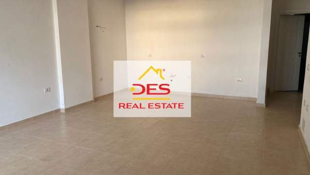 Vlore, shitet apartament Kati 1, 70 m² 77.000 Euro (Rruga Dhimiter Konomi)
