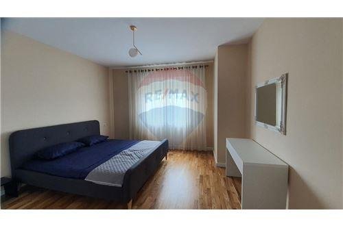 Tirane, jepet me qera apartament 3+1+BLK Kati 7, 131 m² 750 Euro (Rruga e Elbasanit)