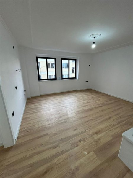 APARTAMENT 2+1 NE SHITJE TE RRUGA MUHAMET GJOLLESHA