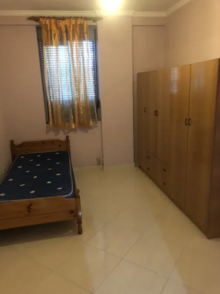Jepet apartament me qera