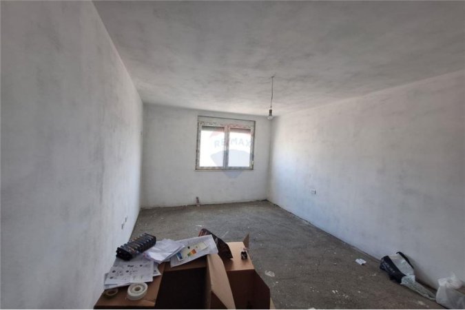 Apartament 2+1+2 ne shitje ne Yzberisht