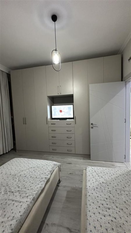 Apartament 2+1 me qira prane Gjimnazit Partizani ne Tirane