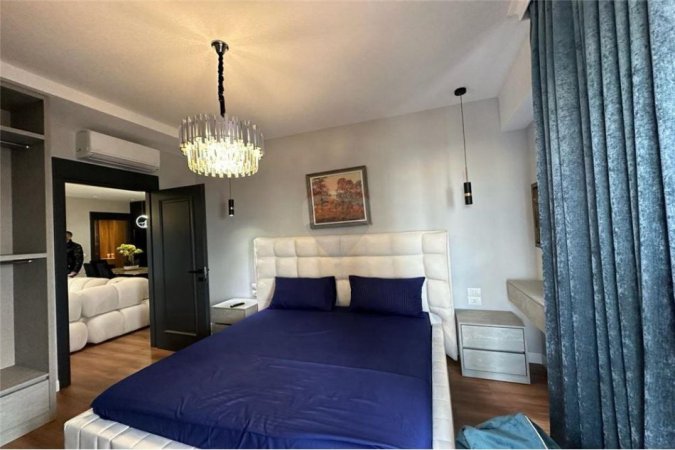 Apartament Luxury  me qera 3+1+2+parkim ne Rrugen e Kavajes