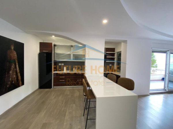 Qera, Apartament 2+1+2, ne Currila, Durres