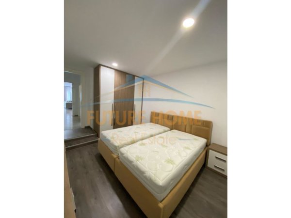Qera, Apartament 2+1+2, ne Currila, Durres
