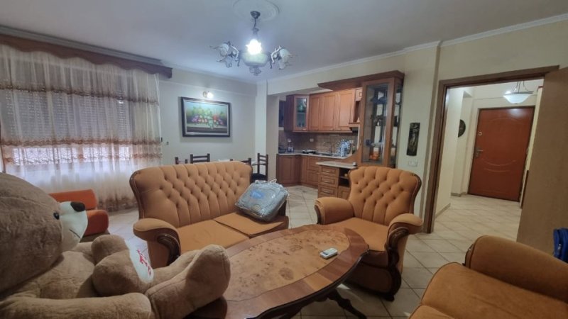 Apartament 1+1 ne shitje!