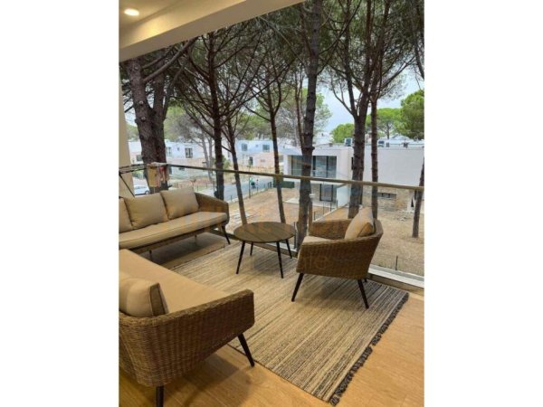 Shitet, Apartament 2+1, Gjiri i Lalezit, Durres