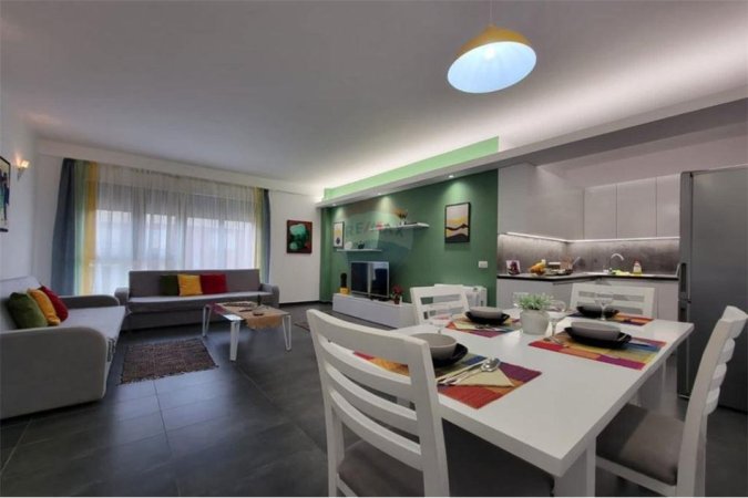 apartament me qira 2+1+2 rruga e Elbasanit