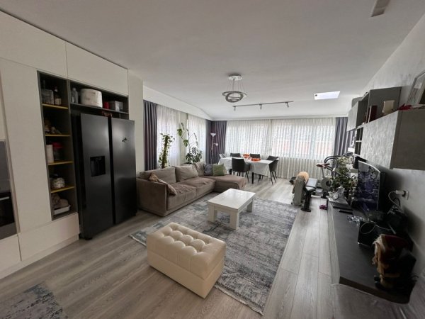 Shitet, Apartament 3+1, Fresku, Tiranë – 180000€ | 170 m²