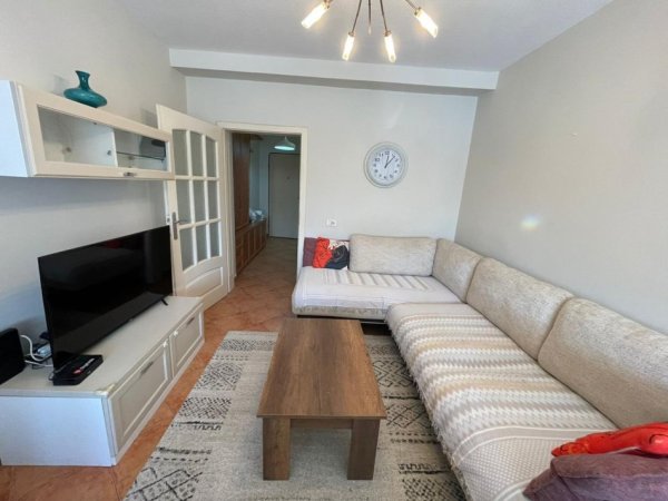 Apartament 2+1 me qera Te Gjykata