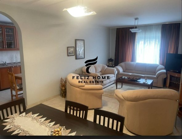 APARTAMENT ME QERA, RRUGA DRITAN HOXHA