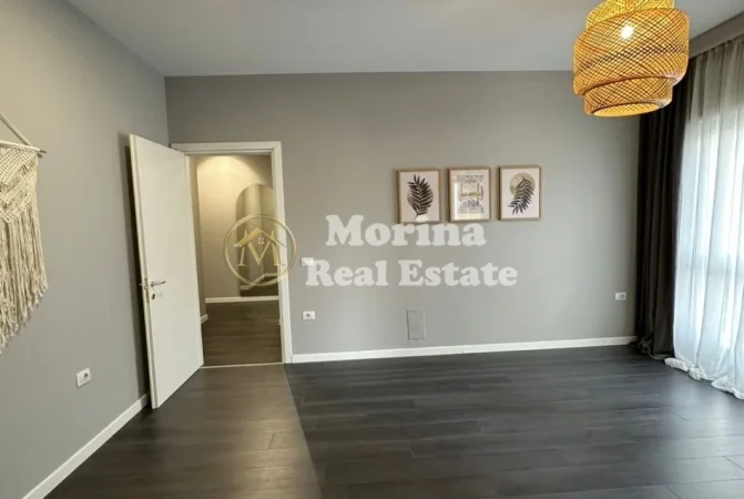 Shitet Apartament 1+1 Pranë Qendrës. 178.000 Euro