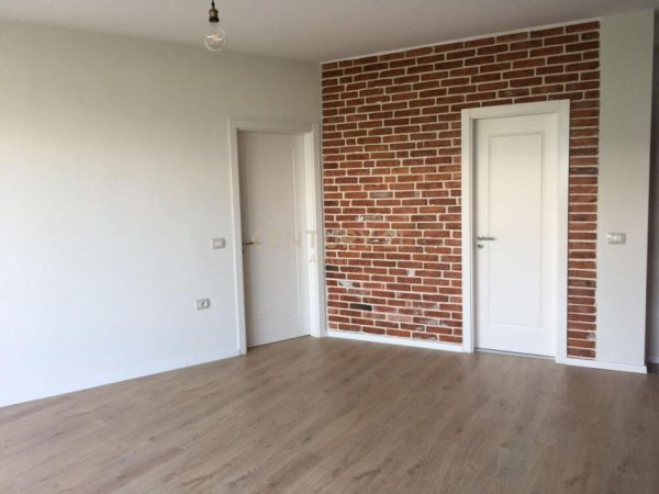 APARTAMENT 2+1+2 ME QIRA, KOPSHTI BOTANIK