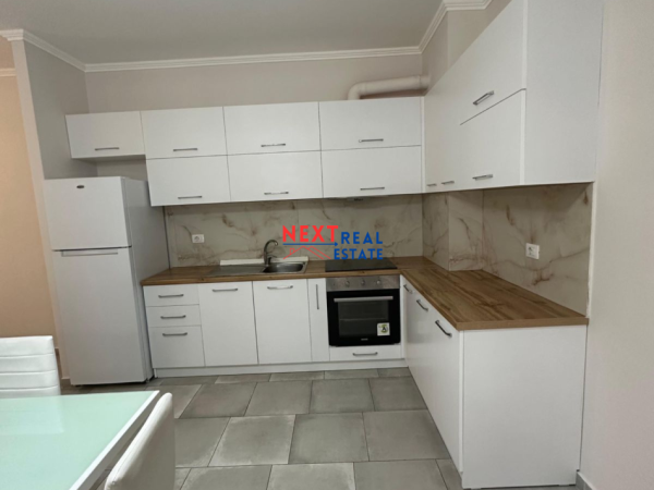 SHITET APARTAMENT 2+1 NE BULEVARDIN VLORE-SKELE