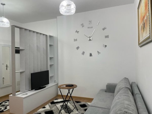 Apartament me Qera 1+1