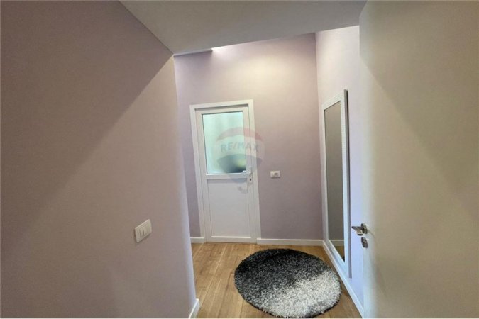 Super Apartament 2+1+2 per shitje tek Liqeni Thate