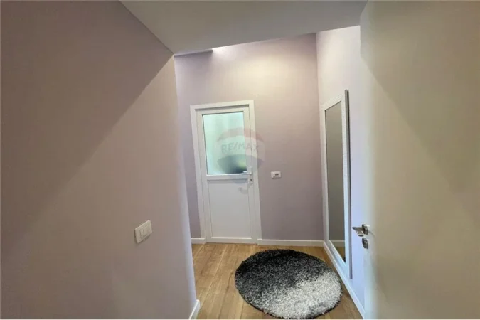 Super Apartament 2+1+2 per shitje tek Liqeni Thate