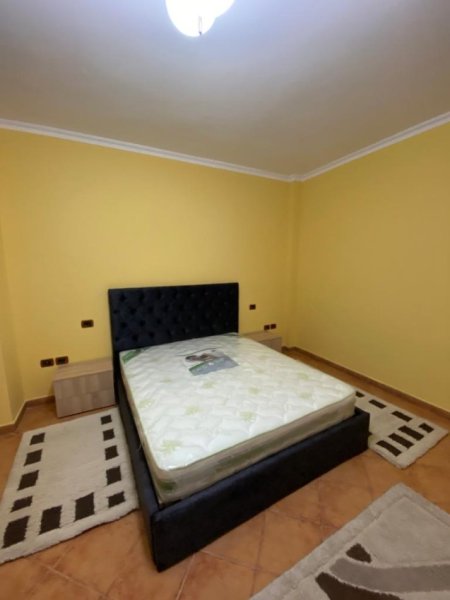 JEPET ME NJE CMIM"OKAZION"PER QIRA APARTAMENT 3+1 TEK 21 DHJETORI