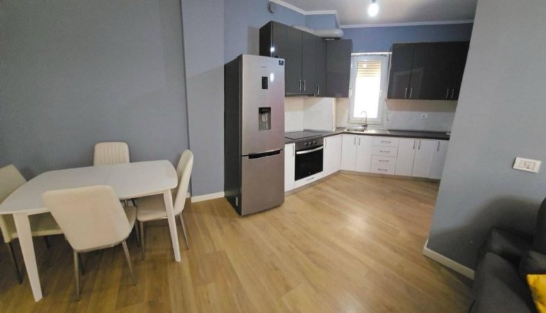 !!Shitet apartament 3+1+2+2BLK +2 garazhe te Kopshti Zoologjik!!