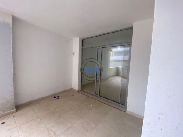 Shitet, Apartament 2+1+Depo, Stacioni i Trenit, Durres.