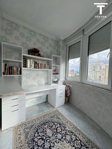 Jepet me qera, Apartament 2+1, Bllok.