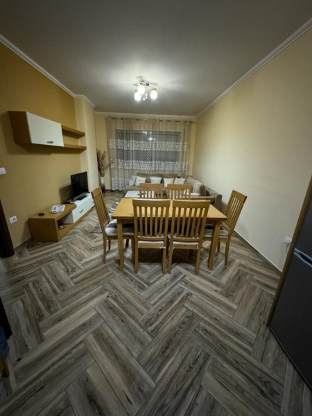 APARTAMENT 2+1 ME QIRA TE ASTIRI !