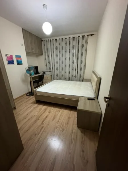 APARTAMENT 2+1 ME QIRA TE ASTIRI !