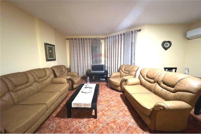 Apartament 2+1 me Qera, Plazh, Durres