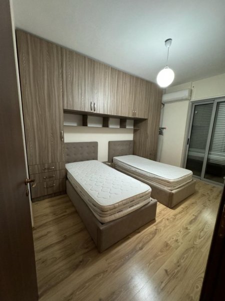 APARTAMENT 2+1 ME QIRA TE ASTIRI !