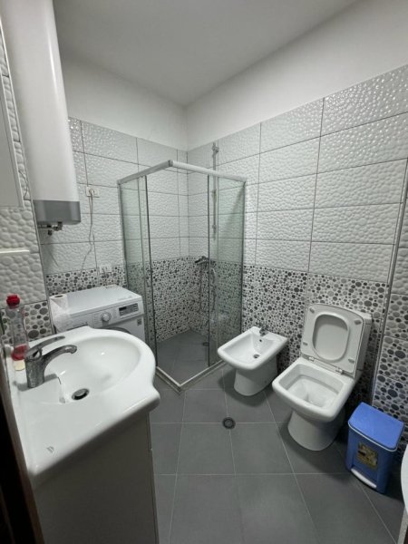 APARTAMENT 2+1 ME QIRA TE ASTIRI !