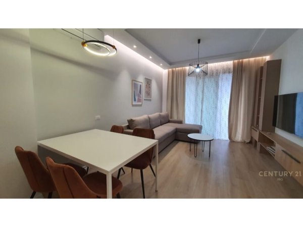 KOMPLEKSI MAGNET,APARTAMENT 2+1+POST PARKIMI !