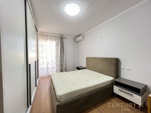 Apartament 2+1 tek LIqeni i Tiranes!