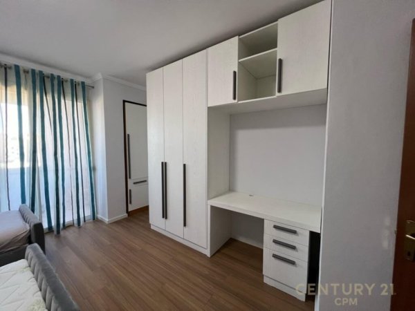 Apartament 2+1 tek LIqeni i Tiranes!