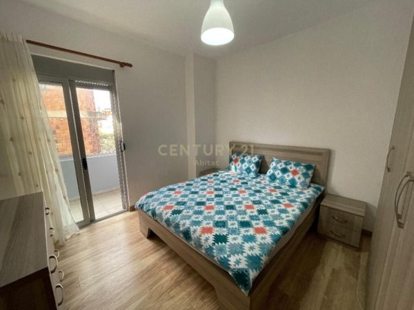 SHESIM APARTAMENT 2+1+2 PRANE FAKULTETIT EKONOMIK