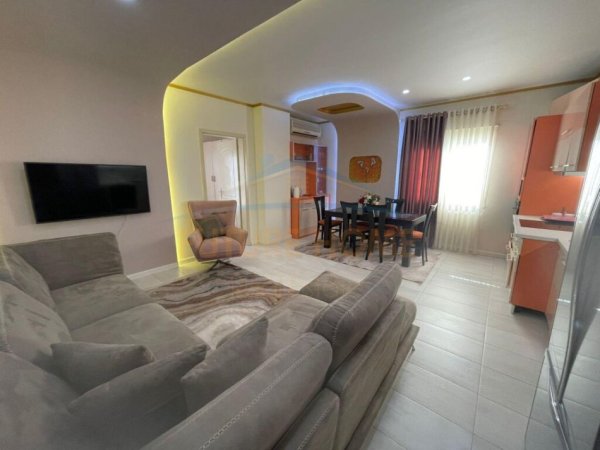 Qera, Apartament 2+1+2, Fresku \ OPP37408