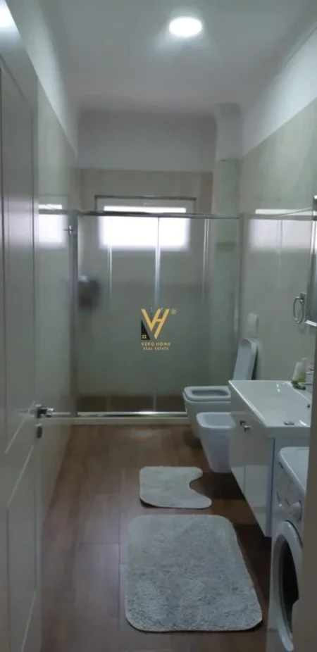 SHITET APARTAMENT 2+1+2 TEK LIQENI I THATE 220.000 EURO