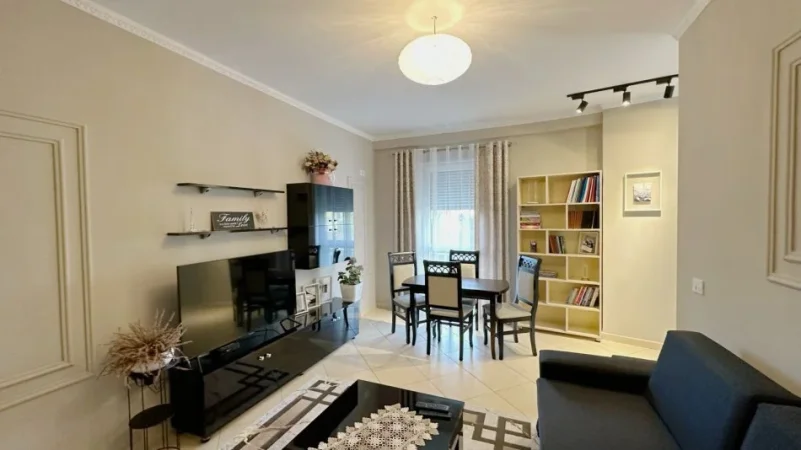 Jepet Shtepi  me qera,    ne Pallat i Ri 2+1   ID   11841