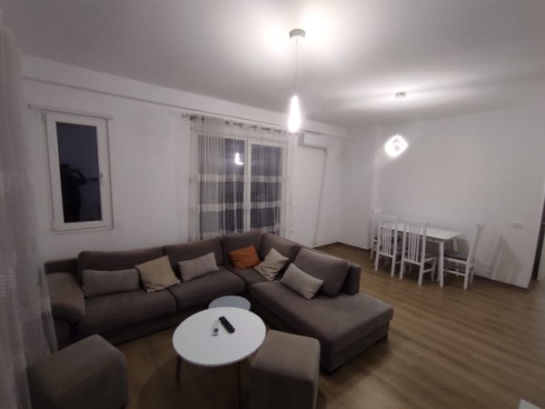 JEPET ME QERA APARTAMENT 2+1 450 EURO ASTIR