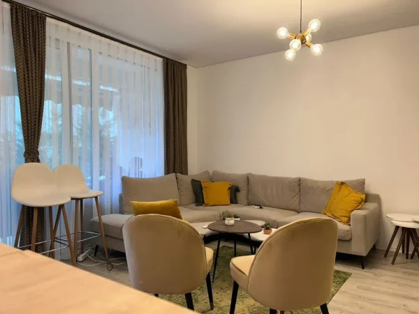 Shitet Apartament 2+1 tek San Pietro Resort, Gjiri i Lalzit