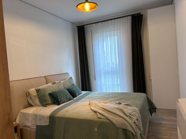 Shitet Apartament 2+1 tek San Pietro Resort, Gjiri i Lalzit