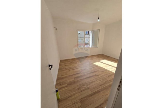 SHITET APARTAMENT 2+1 TEK OXHAKU