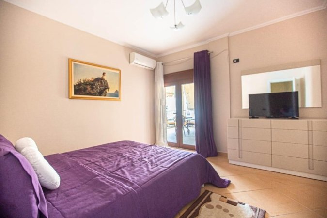 Apartament luks 2+1 me qera