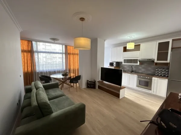 Apartament për shitje 1+1, prane Stadiumit "Air Albania", Tiranë