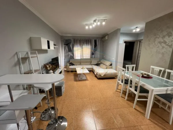Qera, Apartament 2+1 Isha Fusha Aviacionit