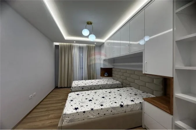 Jepet apartament 2+1+2 me qira tek Turdiu .