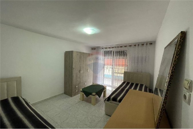 Japim me qira apartament 2+1 tek 21-Dhjetori !!