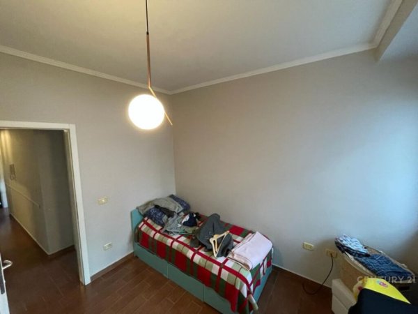 SHITET APARTAMENT 2+1 TE LIQENI THATE