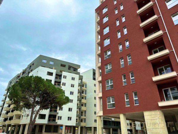 Apartament 2+1 në shitje, te Kompleksi Aura