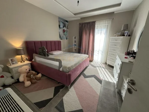 SHITET APARTAMENT 2+1+2+POST PARKIMI GREEN CITY