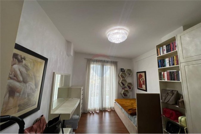 Apartament 2+1+2 me Qera, Rruga e Elbassanit